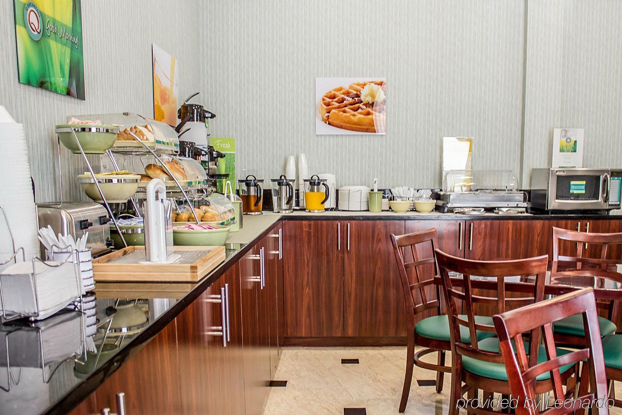 Pitkin Hotel Нью-Йорк Экстерьер фото