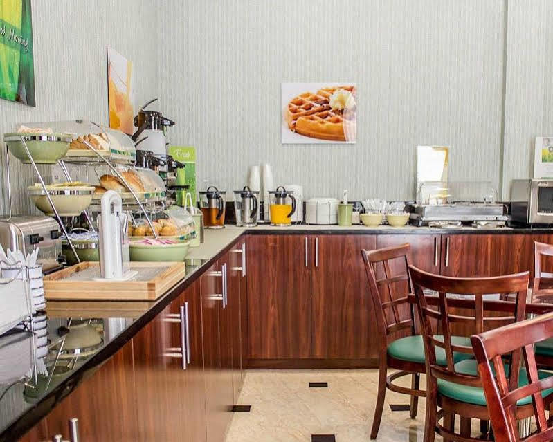 Pitkin Hotel Нью-Йорк Экстерьер фото